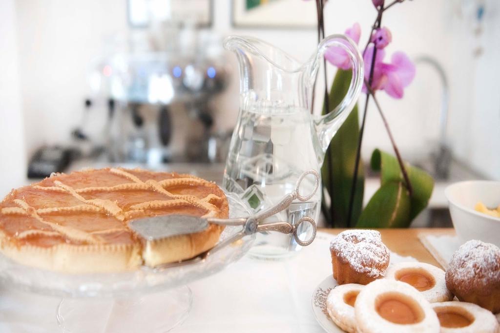 A Due Passi Acomodação com café da manhã Forte dei Marmi Exterior foto